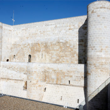 Vista exterior del castillo